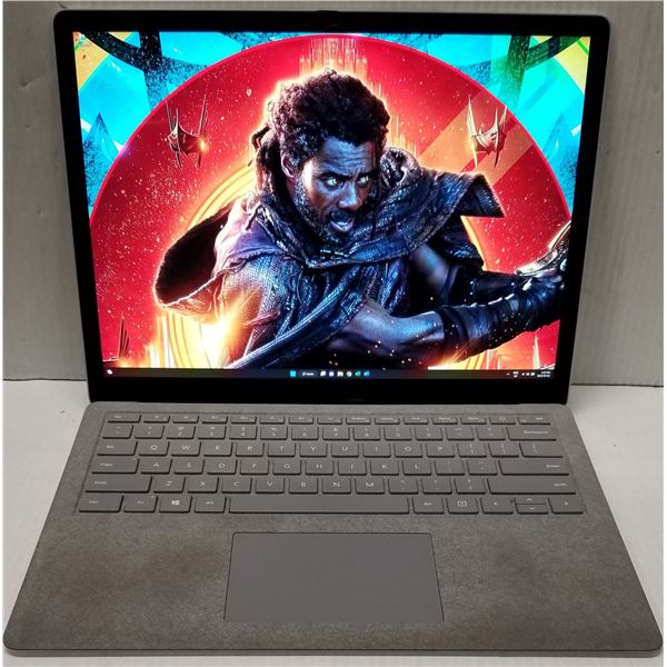 2K TOUCHSCREEN MICROSOFT SURFACE LAPTOP 2 i5-8th