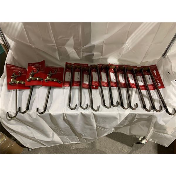 Lot of 3 Reindeer and 10 Plain Wreath Hangers