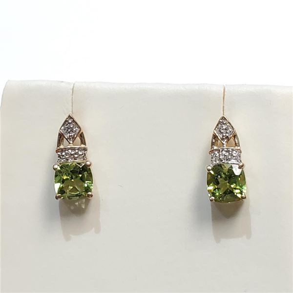 10K Yellow Gold Peridot(1ct) Diamond(0.04ct) Earrings (~Size 0) (~length 0 inches), Suggested Retail