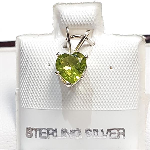 Silver Peridot(0.7ct) Pendant (~Size 0) (~length 0 inches), Suggested Retail Value $40