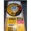 Image 2 : Lot of 10 DEWALT Grinding Wheel for Metal, 4-1/2-Inch x 1/4-Inch x 5/8-Inch (DW4523)