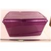 Image 1 : *Purple Rubbermaid Tupperware Bin with Lid