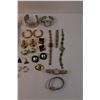 Image 2 : Lot of Assorted Jewellery and Watches