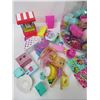 Image 3 : Container of Shopkins