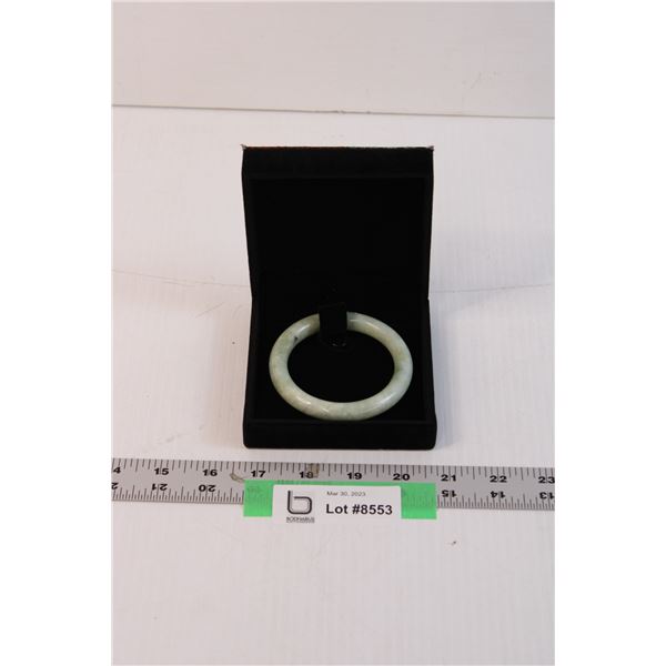 Solid Jade Bangle in Jewelry Box