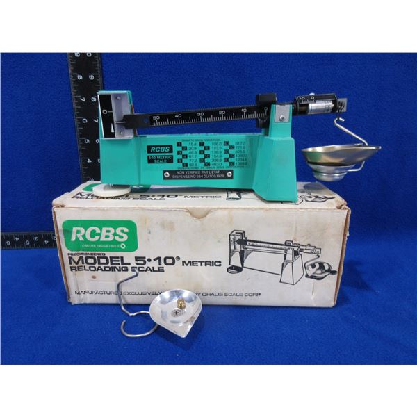 RCBS Model 5-10 Metric Reloading Scale in Original Box