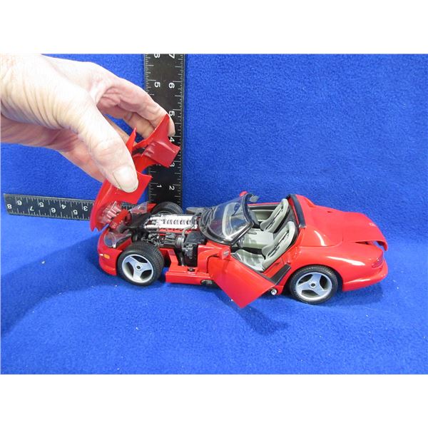 Burago 1/18 Scale Dodge Viper RT10 Die Cast Car