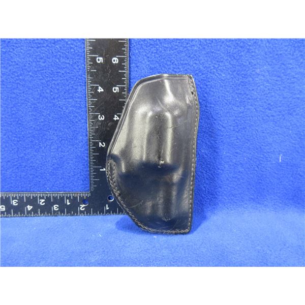 Safariland Black Leather Holster S&W 16