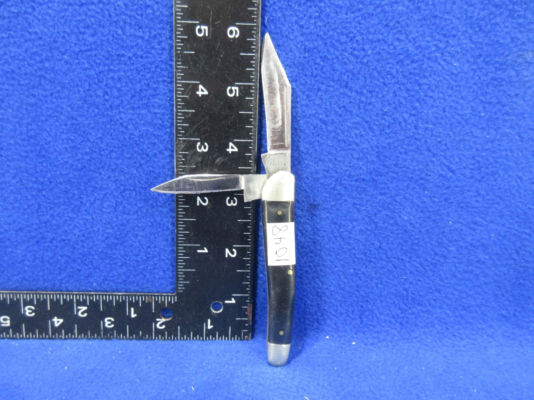 Folding Pocket Knife Stainless 9002B