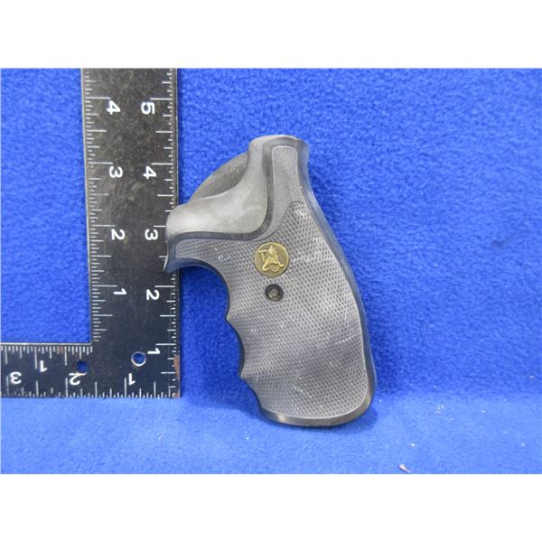 Pachmayr Gripper Grips, S&W N Frame Square Butt