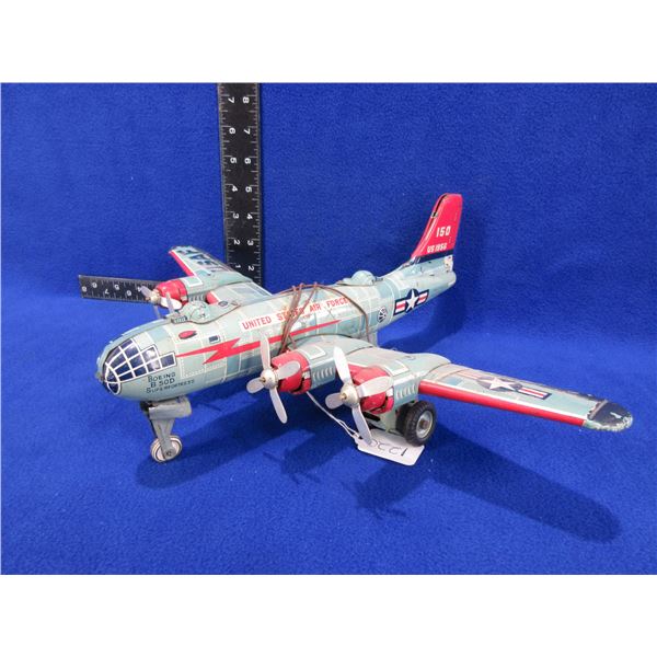 Vintage Tin USAF Boeing B-500 Superfortress 150 US 1956