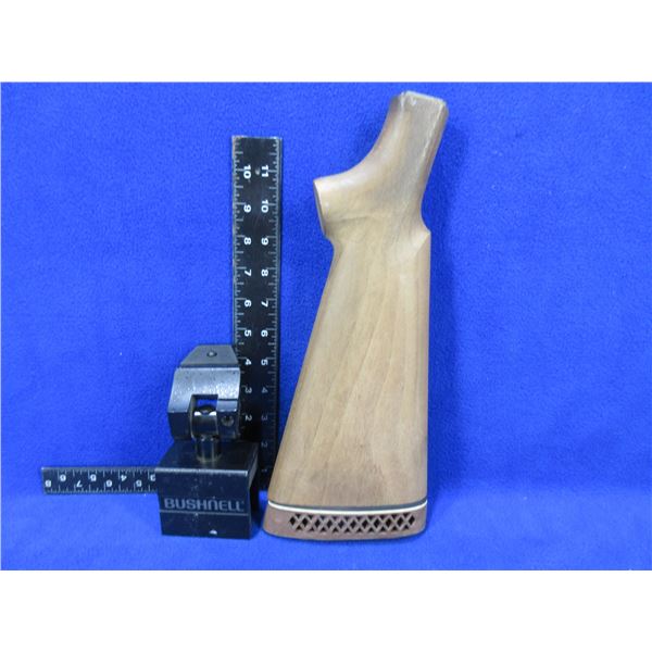 Unknown Shotgun Stock and Bushnell Car Window Mount