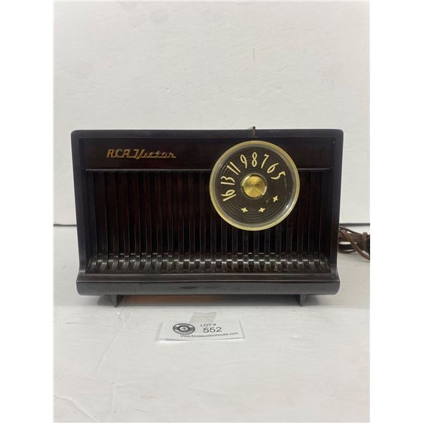 Vintage RCA Victor Radio