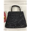Image 2 : Beautiful Vintage Columbia Fifth Avenue USA Unused Compact In Pouch & Beaded Evening Bag