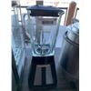 Image 1 : 12 speed Blender