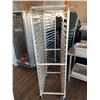 Image 2 : Magnum Aluminum Rolling Bakers Rack