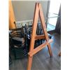 Image 2 : Pine Stained Art/Picture easel
