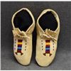 Image 1 : PLAINS INDIAN MOCCASINS