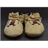 Image 2 : PLAINS INDIAN MOCCASINS
