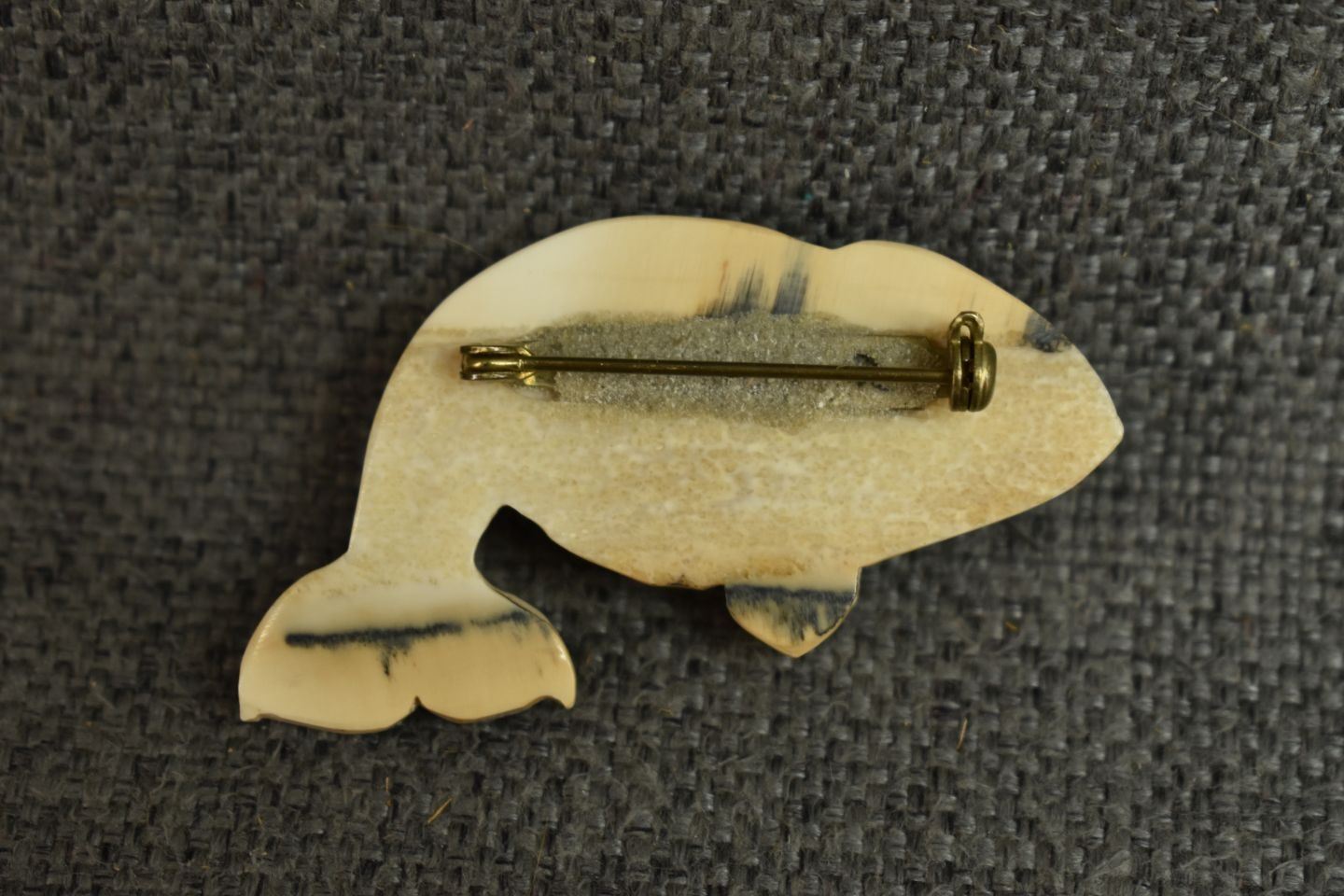 ESKIMO INDIAN IVORY PIN