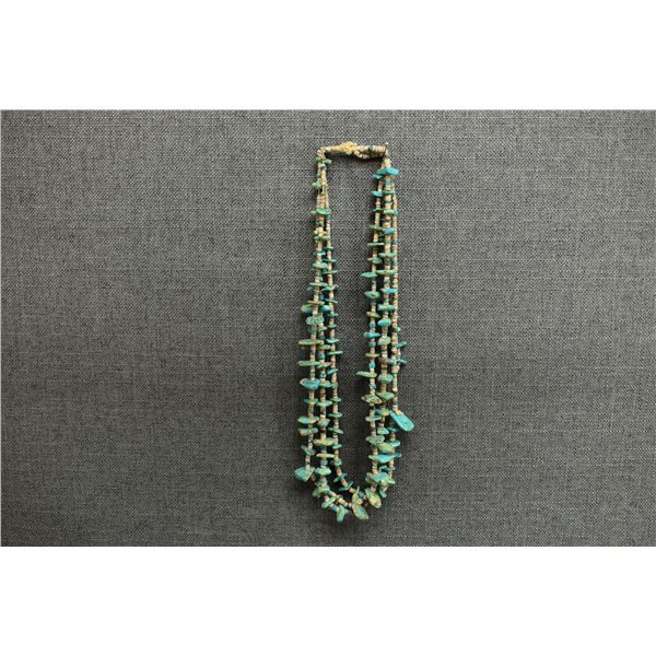 PUEBLO INDIAN TURQUOISE NECKLACE
