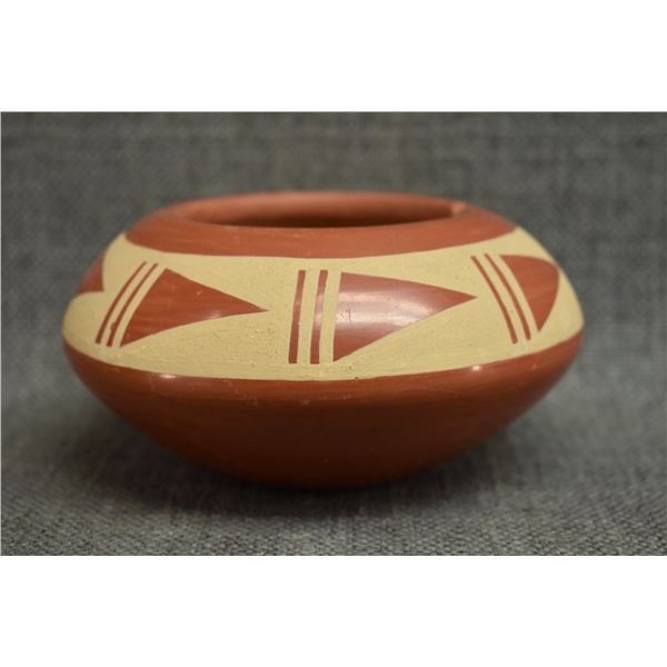 SAN ILDEFONSO INDIAN POTTERY BOWL BY DOUG AND CHARLOTTE VIGIL