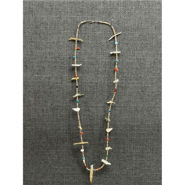 PUEBLO INDIAN FETISH NECKLACE