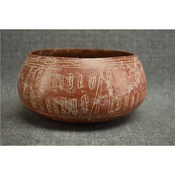 PRE-COLUMBIAN POTTERY BOWL