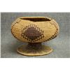 Image 3 : MAIDU INDIAN PEDESTAL BASKET