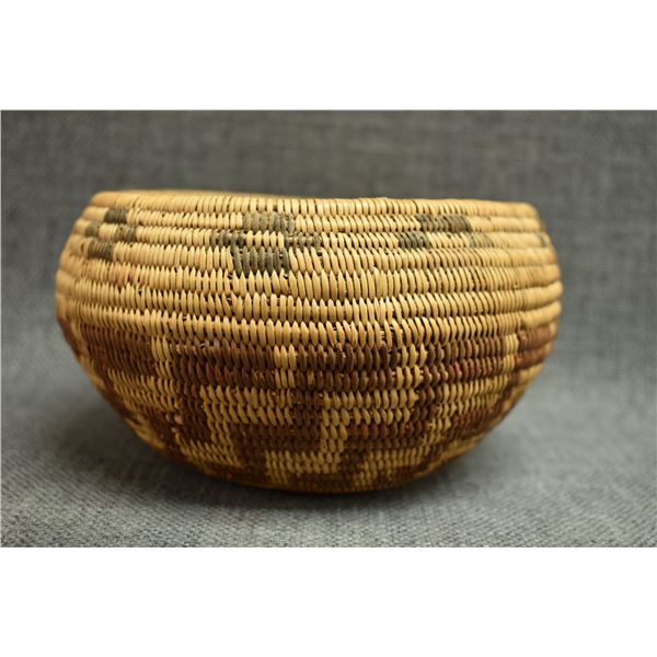 PIAUTE INDIAN BASKETRY BOWL