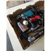Image 2 : TRAY OF AIR TOOLS AND ELECTRIC DRILL