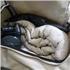 Image 2 : QUEENSIZE INFLATABLE MATTRESS WITH ELECTRIC PUMP WORKING