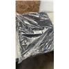 Image 2 : NEW CAR MATS FIT 2022 F 450 AND BOX OF SHOP RAGS