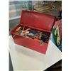 Image 1 : RED 3 DRAWER TOOLBOX WITH CONTENTS