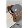 Image 2 : BOX OF ABRASIVE CUTTING DISCS, WIRE, SHOP SUPPLIES