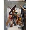 Image 2 : 2 BINS OF LEATHER WORKING TOOLS, CRAFT SUPPLIES