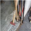 Image 2 : SLEDGEHAMMERS, CROWBARS, WRECKING BAR, BOLT CUTTERS AND DOUBLE HEADED AXE