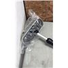 Image 8 : NEW BRICO PICK UP REACHING TOOL, HOME TELESCOPIC WASH BRUSH AND OVER THE DOOR HEAD HALTER TRACTION K