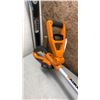 Image 8 : WORX CORDLESS WEED TRIMMER WORKING WITH BATTERY AND CHARGER