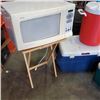 Image 2 : 2 COOLERS, DRINK DISPENSER, MICROWAVE AND TV TRAY