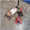 Image 2 : 2.25 TON FLOOR JACK AND 2 AXLE STANDS