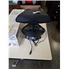 Image 2 : HAVAHART LIVE TRAP AND AEROGARDEN