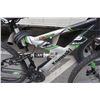 Image 2 : BLACK AND SILVER KAWASAKI BIKE