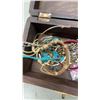 Image 8 : WOOD JEWELRY BOX WITH CONTENTS