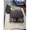 Image 1 : TRAY OF VARIOUS CASSETTES