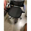 Image 2 : MESH BACK GAS LIFT OFFICE CHAIR