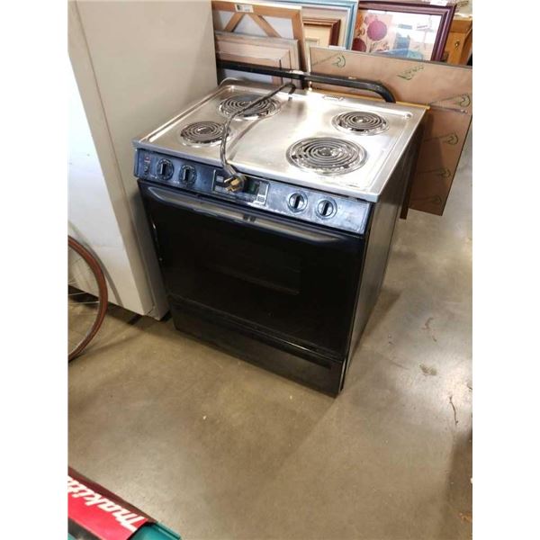 MAGIC CHEF ELECTRIC RANGE WORKING