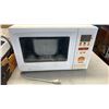 Image 2 : BREAD MAKER WITH MEAT GRINDER TOASTER AND MORE