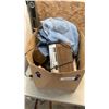 Image 8 : LOT OF VINTAGE COLLECTIBLES AND MORE