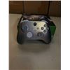 Image 2 : XBOX SPECIAL EDITION CONTROLLER LUNAR SHIFT - TESTED WORKING - RETAIL $79